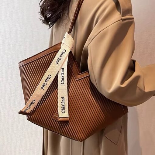 New Female Casual Korean Version Student Tote Ladies Fashion Bags for Women 2025
